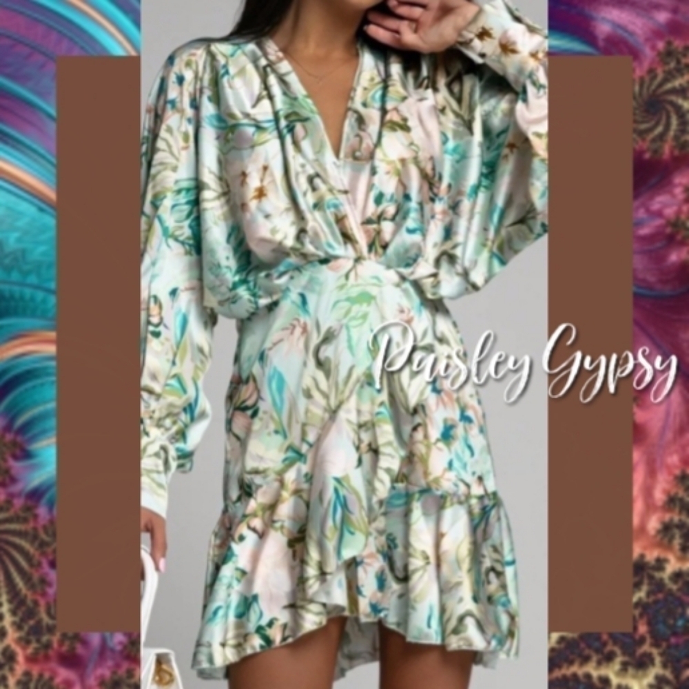 V NECK LANTERN SLEEVE HIGH FASHION FLORAL MINI DRESS - Picture 4 of 8